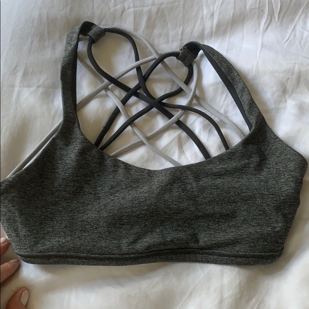 Lululemon sports bra